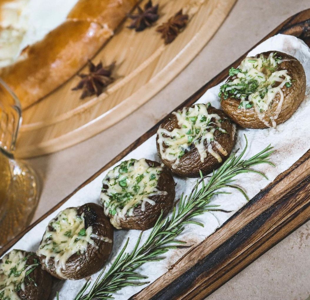 Шампиньоны с сыром